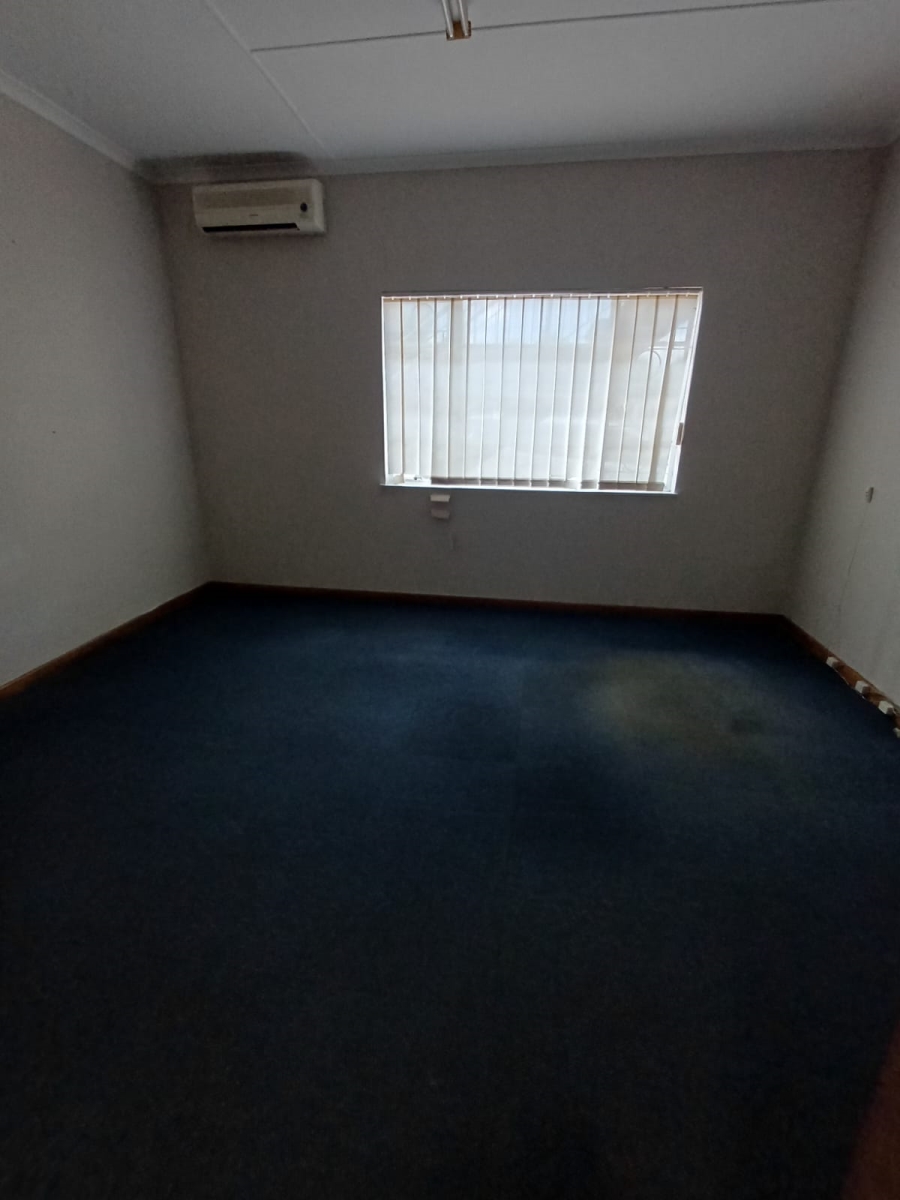 To Let commercial Property for Rent in Queenstown Central Eastern Cape